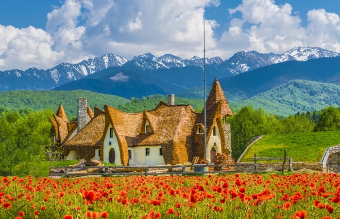 Zona Turistica Castelul de Lut, Valea Zanelor, Porumbacu